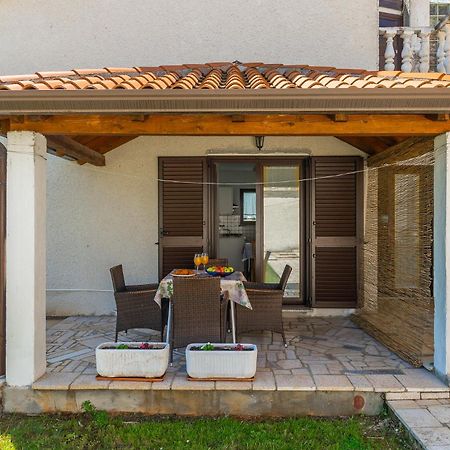 Apartmani Martina Porec Esterno foto