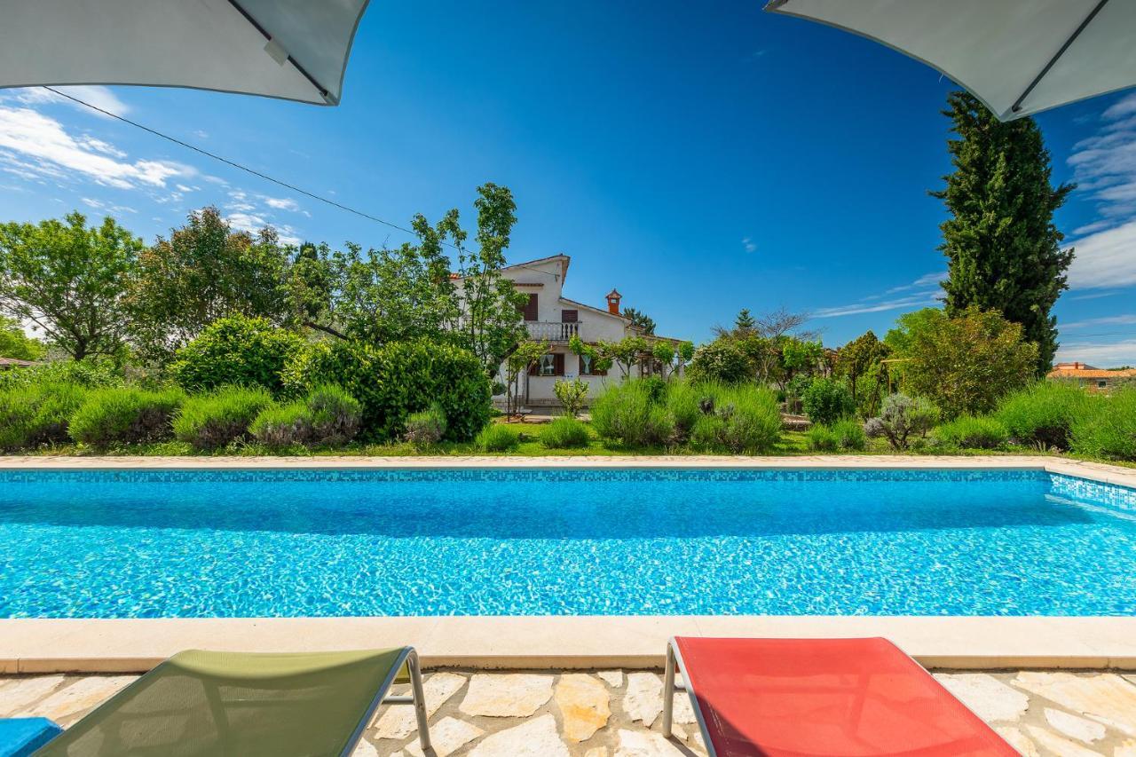 Apartmani Martina Porec Esterno foto