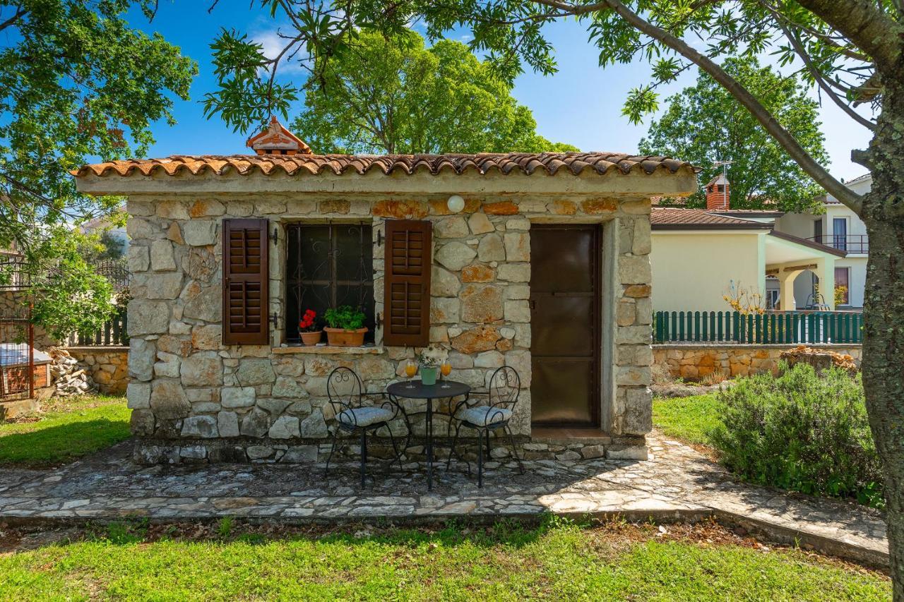 Apartmani Martina Porec Esterno foto