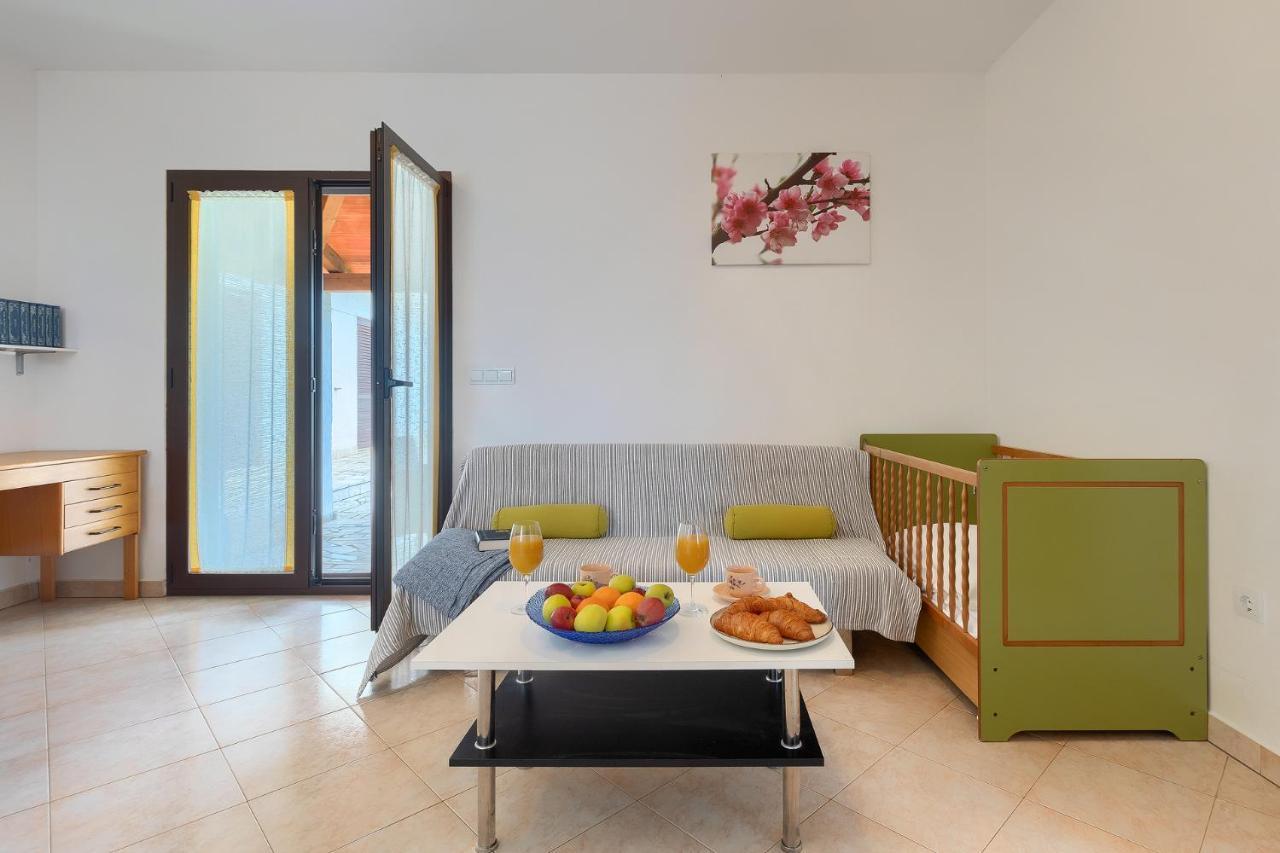 Apartmani Martina Porec Esterno foto