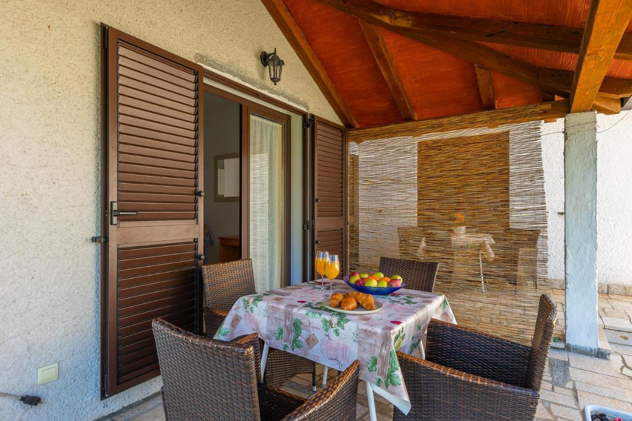 Apartmani Martina Porec Esterno foto