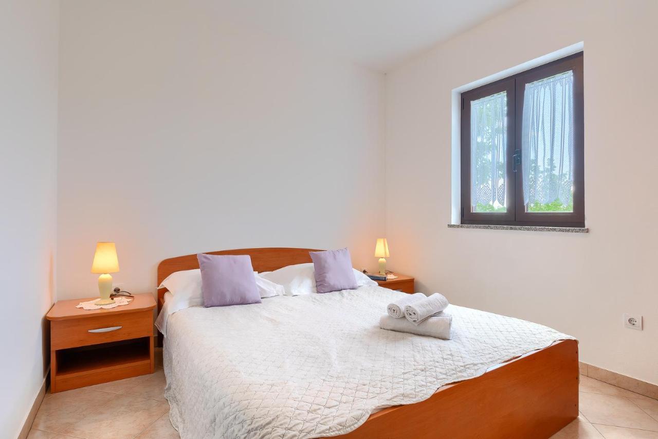 Apartmani Martina Porec Esterno foto